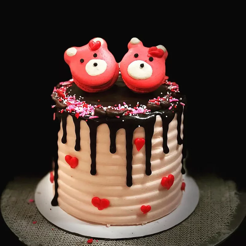 Custom Cake Topped with Bear Macarons